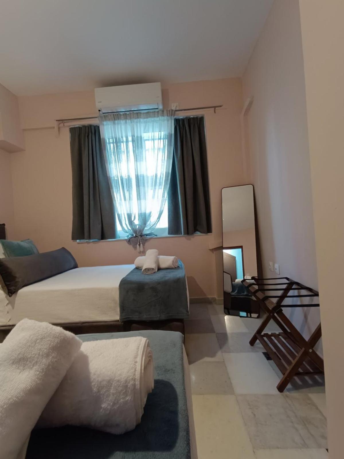 La Dolce Vita Chalkida Bagian luar foto